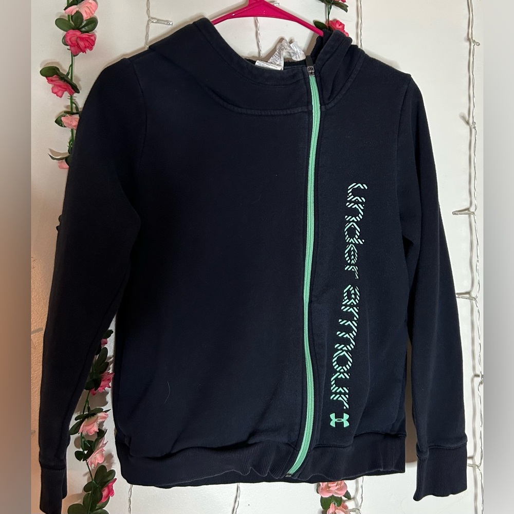 Zip up